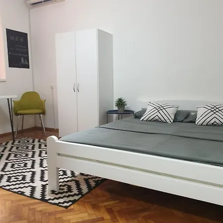 Apartman Park Jagodina-studio U Centru Grada Free Parking Jagodina