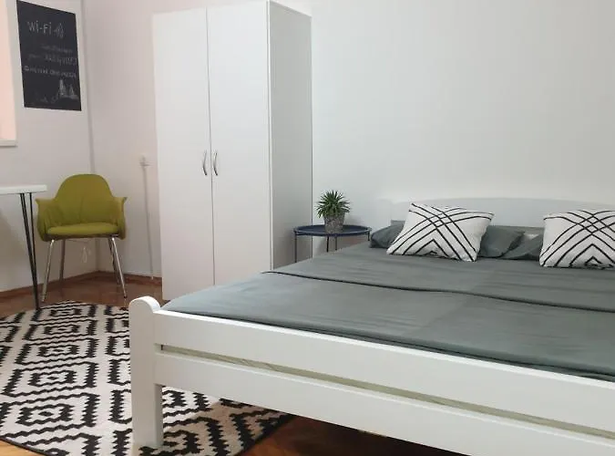 Appartamento Park Jagodina-studio U Centru Grada Free Parking Jagodina